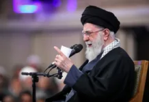 Ιράν: Αναβλήθηκε η κηδεία του Αλί Χαμενεΐ λόγω της έντασης στη χώρα