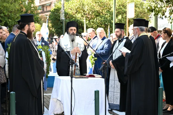Παρέλαση και κατάθεση στεφάνων στη Χρυσοστόμου Σμύρνης, Βύρωνας